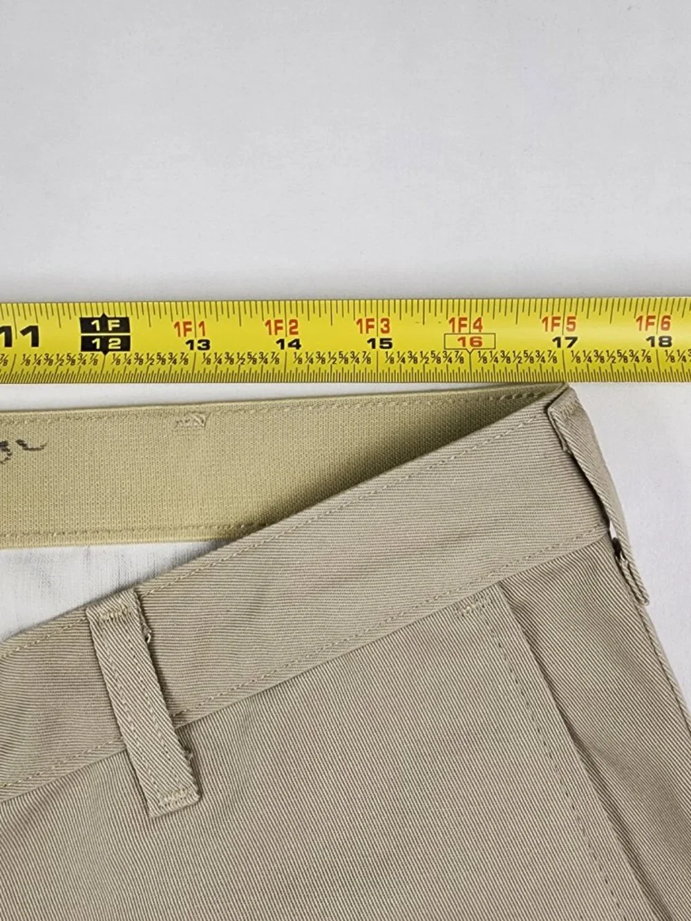 Wrangler Riata Mens 35x32 Khaki Tan 100% Cotton Western Pants 94KH Pleated Flaw